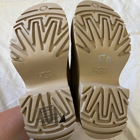 UGG Classic Ultra Mini New Heights Platform Boots - Picture 7 of 12